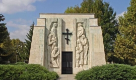 Паметник-костница на Ботевите четници